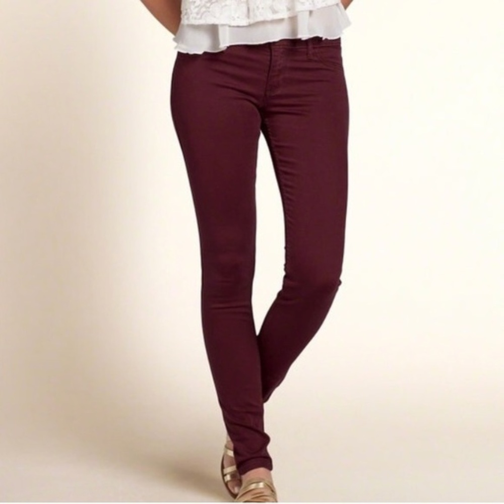 Low Rise Hollister Burgundy Jeggings | Size 25